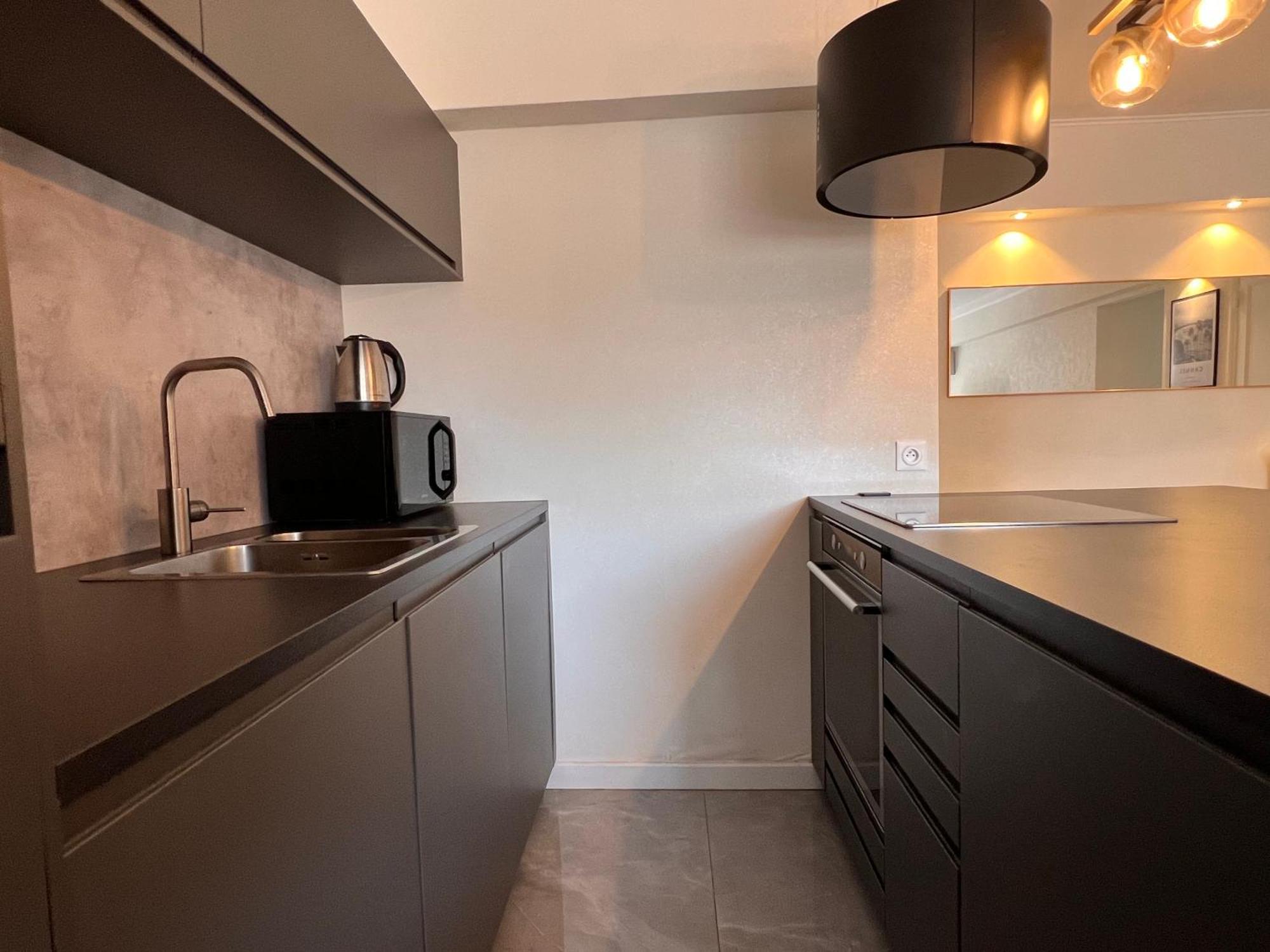 Les Arenes - Cannes Centre, Charmant 2 Pieces Recemment Renove De 45 M2 Avec Sa Terrasse De 10 M2 Exteriér fotografie